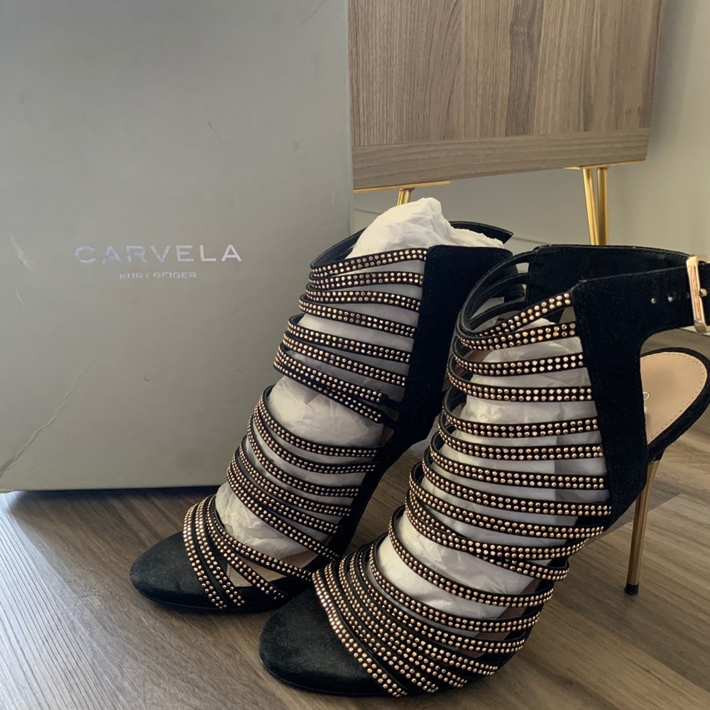 CARVELLA Kurt Geiger Heels size 40